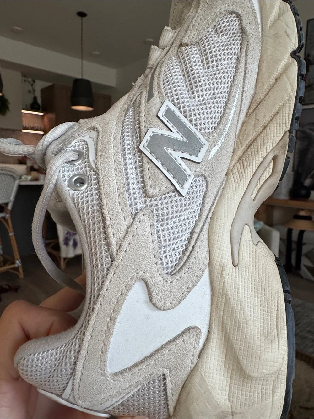 New Balance 725 sneakers in white with cream - 8